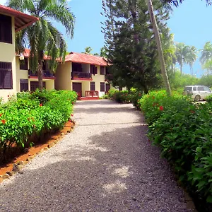 3* Aparthotel El Pelicano